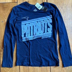 Patriots long sleeve tee. New with tags. Size small